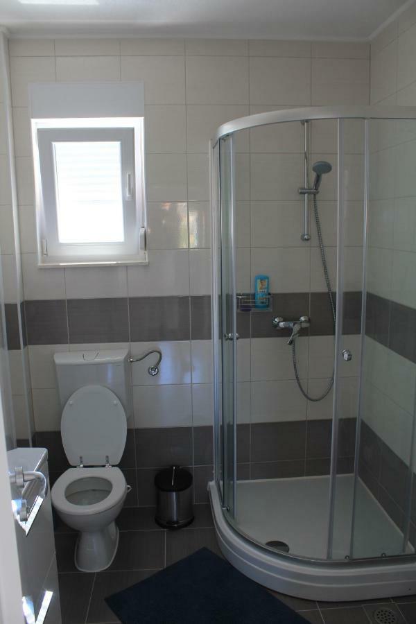 Mina Apartments Okrug Gornji Exterior photo